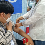 이렇게 아플 순 없다… 그래도 심적 안정감 최고 - 지역 기자 중 비공식 1호 접종 이미지