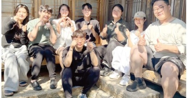 일터는 달라도 마음은 한편…우리는 여전히 동기 이미지